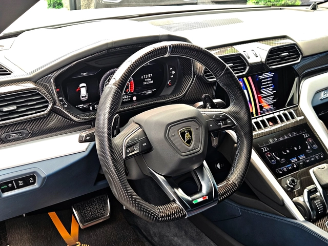 Lamborghini Urus NOVITEC/CARBONCERAMICA/TVx3/3DCAM/МАСАЖ/DISTR/LIZI - автомобили, коли, обяви за нови и употребявани 9