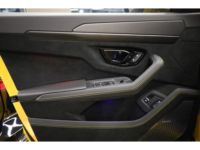 Lamborghini Urus PERFORMANTE* CARBON* CERAMIC* AKRAPOVIC* 23"* - автомобили, коли, обяви за нови и употребявани 14