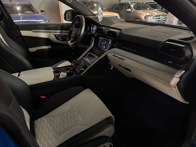 Lamborghini Urus Обява: 21742998502677488 - автомобили, коли, обяви за нови и употребявани 12