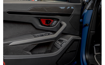 Lamborghini URUS SE/Akrapovic/Bang&Olufsen/Керамика/Карбон/Premium Edition - автомобили, коли, обяви за нови и употребявани 11