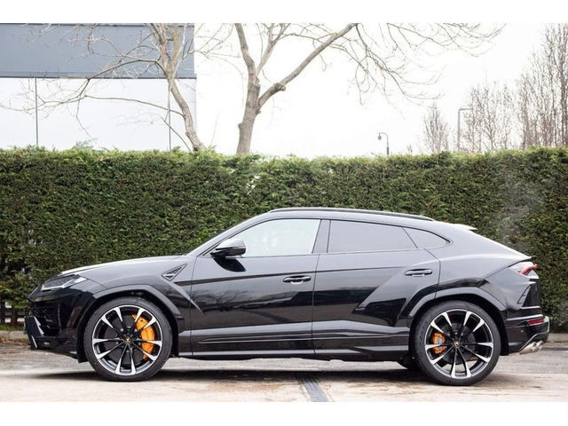 LAMBORGHINI Urus Urus 4.0 V8 - автомобили, коли, обяви за нови и употребявани 2