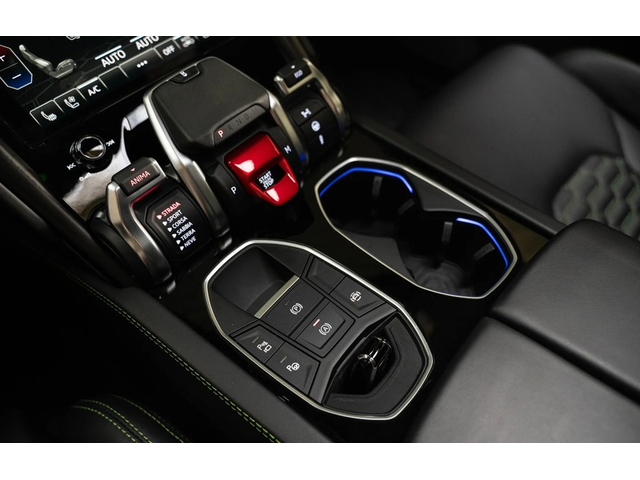 LAMBORGHINI URUS URUS 4.0 V8 4WD  - автомобили, коли, обяви за нови и употребявани 11