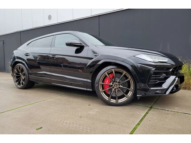 LAMBORGHINI Urus Urus 4.0 V8 AWD - автомобили, коли, обяви за нови и употребявани 0