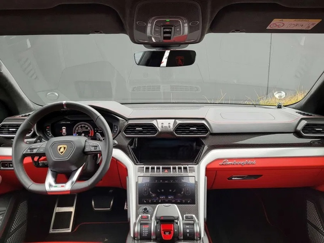 LAMBORGHINI Urus Urus 4.0 V8 AWD - автомобили, коли, обяви за нови и употребявани 4
