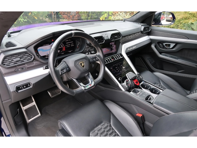 LAMBORGHINI URUS URUS 4.0 V8 AWD - автомобили, коли, обяви за нови и употребявани 4