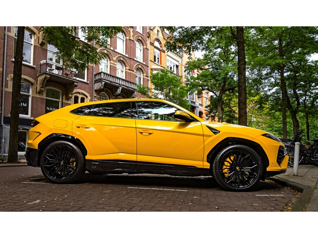 LAMBORGHINI URUS URUS SE 4.0 V8 Plug-in Hybrid 4WD - автомобили, коли, обяви за нови и употребявани 0