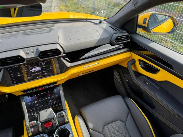 LAMBORGHINI URUS URUS SE 4.0 V8 Plug-in Hybrid 4WD - автомобили, коли, обяви за нови и употребявани 8