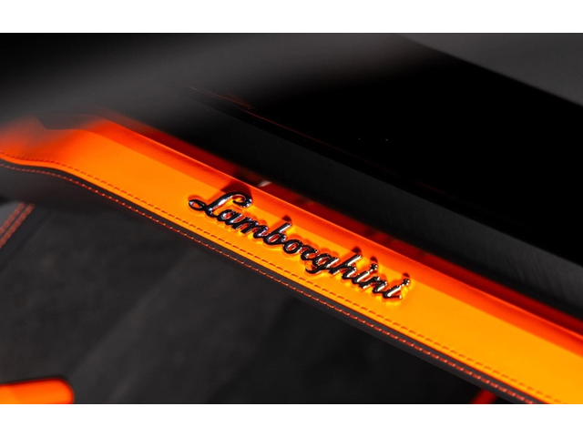 LAMBORGHINI URUS URUS SE 4.0 V8 Plug-in Hybrid 4WD - автомобили, коли, обяви за нови и употребявани 11