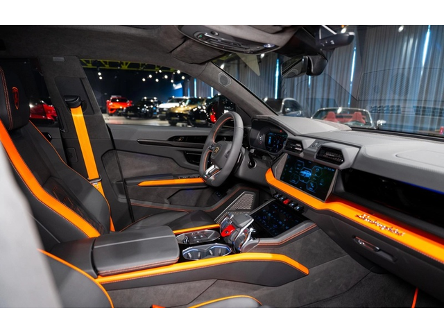 LAMBORGHINI URUS URUS SE 4.0 V8 Plug-in Hybrid 4WD - автомобили, коли, обяви за нови и употребявани 12