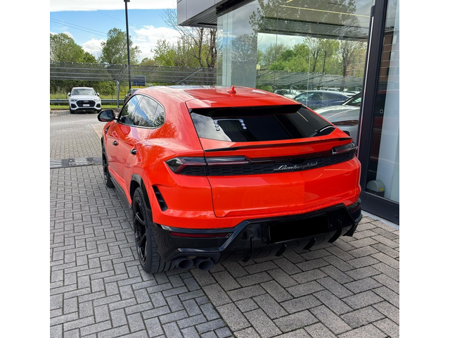 LAMBORGHINI Urus Urus SE 4.0 V8 Plug-in Hybrid 4WD - автомобили, коли, обяви за нови и употребявани 2