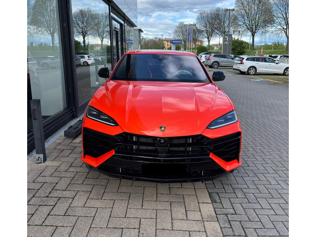 LAMBORGHINI Urus Urus SE 4.0 V8 Plug-in Hybrid 4WD - автомобили, коли, обяви за нови и употребявани 3