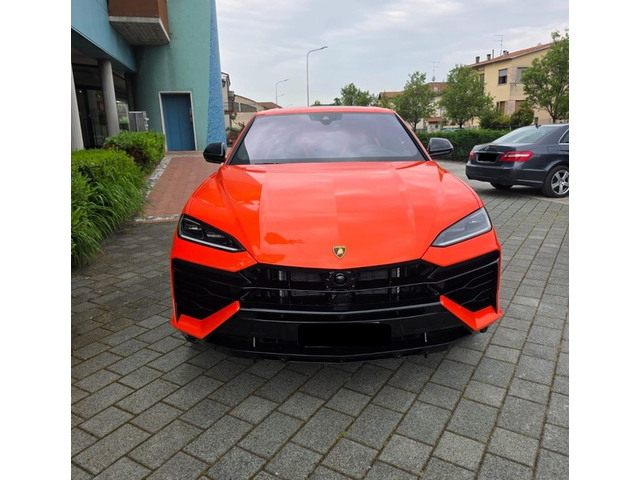 LAMBORGHINI Urus Urus SE 4.0 V8 Plug-in Hybrid 4WD - автомобили, коли, обяви за нови и употребявани 2