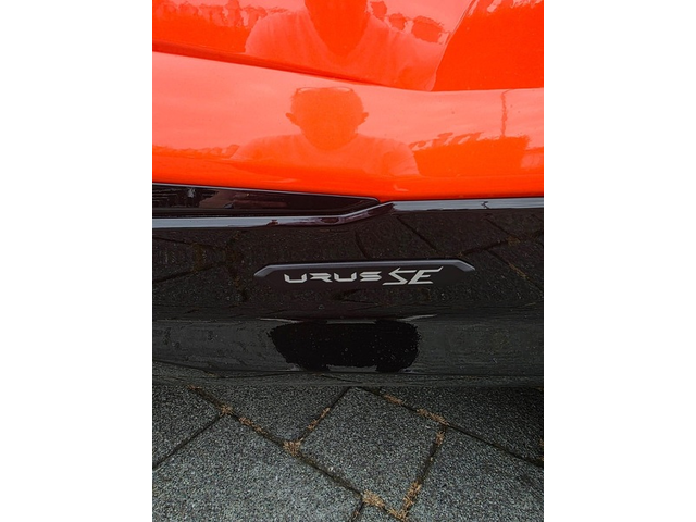 LAMBORGHINI Urus Urus SE 4.0 V8 Plug-in Hybrid 4WD - автомобили, коли, обяви за нови и употребявани 5