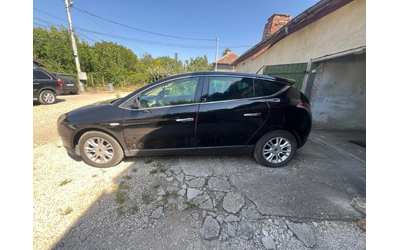 Ланчия Делта 1,6 2012г. Дизел Разход 5,9/100 - автомобили, коли, обяви за нови и употребявани 6