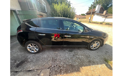 Ланчия Делта 1,6 2012г. Дизел Разход 5,9/100 - автомобили, коли, обяви за нови и употребявани 7