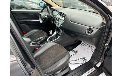 Lancia Delta 1.9 t.mjt * Hard Black* 190k.c* ЛИЗИНГ * - автомобили, коли, обяви за нови и употребявани 6