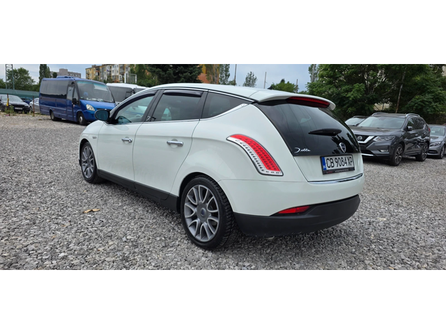 Lancia Delta 1.4i 120k.c - автомобили, коли, обяви за нови и употребявани 3