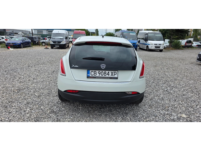 Lancia Delta 1.4i 120k.c - автомобили, коли, обяви за нови и употребявани 4