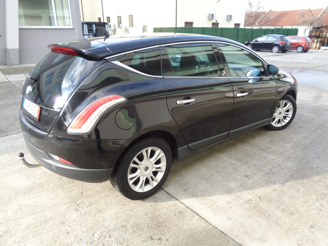 Lancia Delta 1.6Mjet-120-АВТОМАТ-ЛИЗИНГ-БАРТЕР - автомобили, коли, обяви за нови и употребявани 3