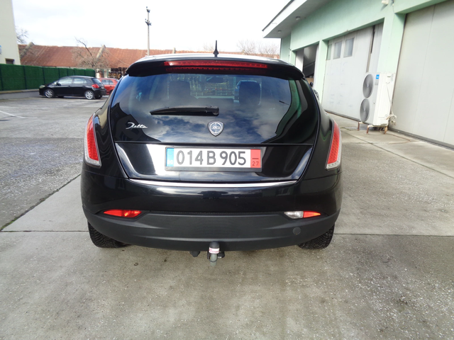 Lancia Delta 1.6Mjet-120-АВТОМАТ-ЛИЗИНГ-БАРТЕР - автомобили, коли, обяви за нови и употребявани 5