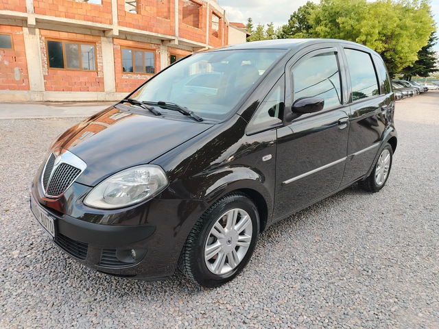 Lancia Musa 1.3d-90к.с/АВТОМАТИК/КЛИМАТРОНИК/ПАРКТРОНИК!!! - автомобили, коли, обяви за нови и употребявани 2