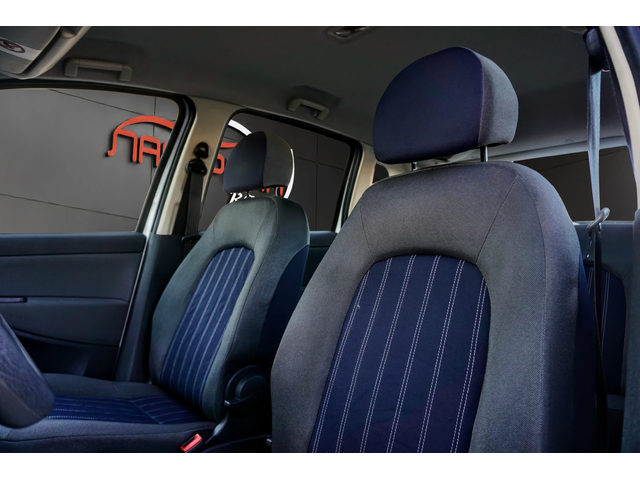 Lancia Musa 1.4i - автомобили, коли, обяви за нови и употребявани 8