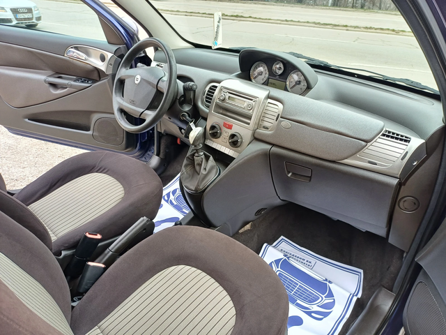 Lancia Y10 1.2i* ГАЗ, klimatik - автомобили, коли, обяви за нови и употребявани 13