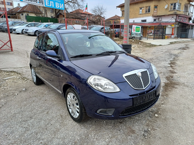 Lancia Y10 1.2i* ГАЗ, klimatik - автомобили, коли, обяви за нови и употребявани 2
