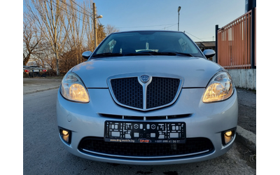 lancia-ypsilon - 2