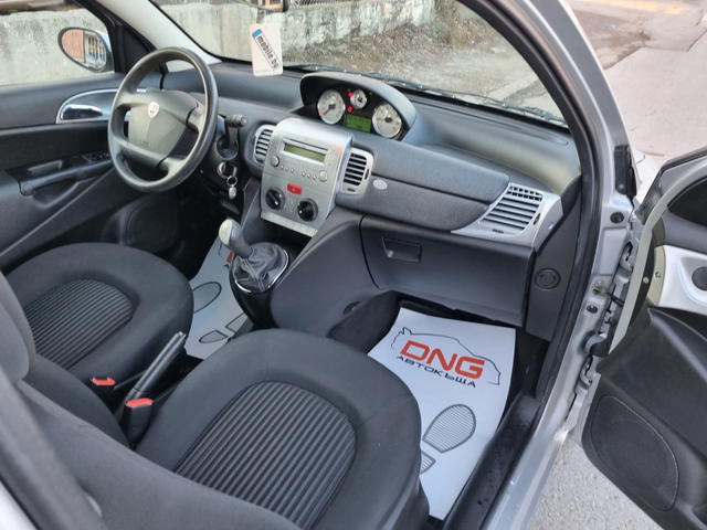 Lancia Ypsilon 1, 300mjet - автомобили, коли, обяви за нови и употребявани 7