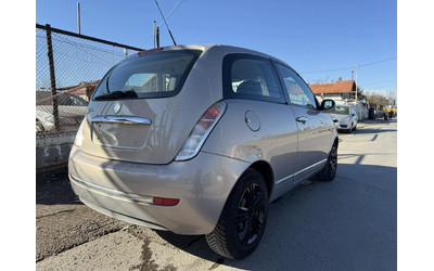 lancia-ypsilon - 4