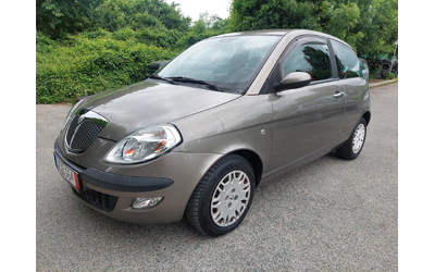 lancia-ypsilon - 0