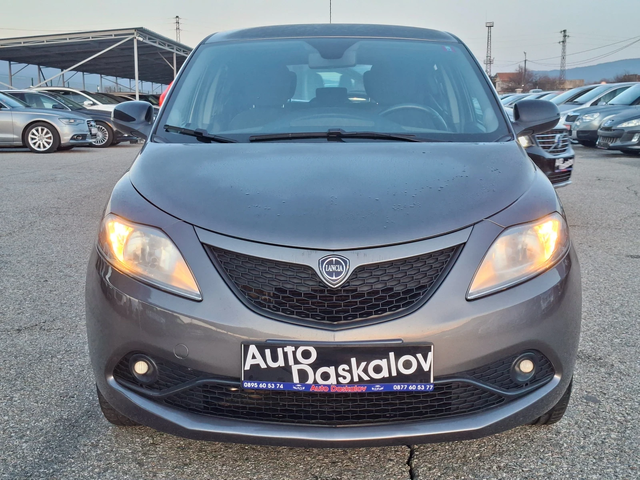 Lancia Ypsilon 1, 2 i Gpl - автомобили, коли, обяви за нови и употребявани 1