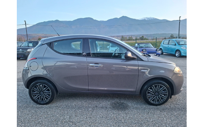 lancia-ypsilon - 3