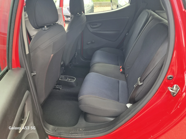 Lancia Ypsilon 1, 3 m-jet MOMO DESIGNE - автомобили, коли, обяви за нови и употребявани 10