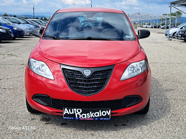 Lancia Ypsilon 1, 3 m-jet MOMO DESIGNE - автомобили, коли, обяви за нови и употребявани 1