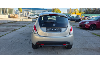 lancia-ypsilon - 4
