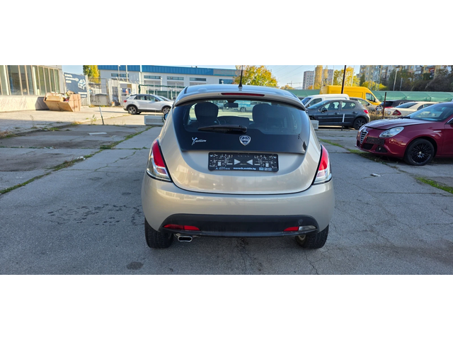 Lancia Ypsilon 1.2i 70k.c EURO 5B ITALIA - автомобили, коли, обяви за нови и употребявани 4