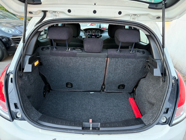 Lancia Ypsilon 1.2I - автомобили, коли, обяви за нови и употребявани 15