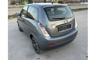 lancia-ypsilon - 4