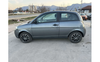 lancia-ypsilon - 5