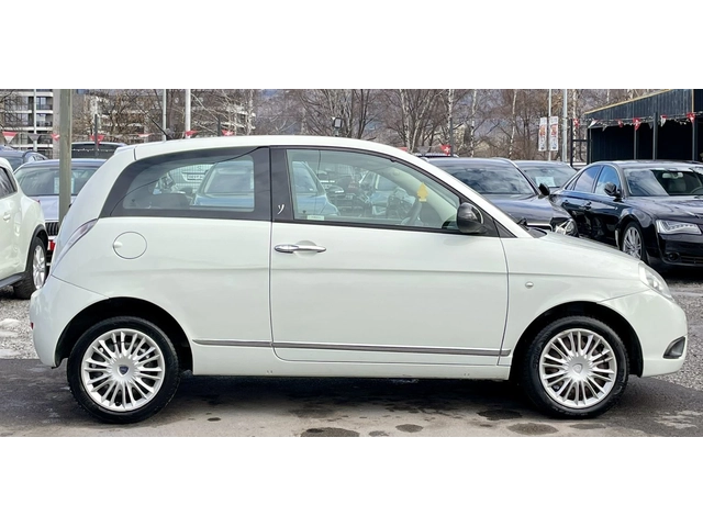 Lancia Ypsilon 1.3MJET 75HP E5A - автомобили, коли, обяви за нови и употребявани 3