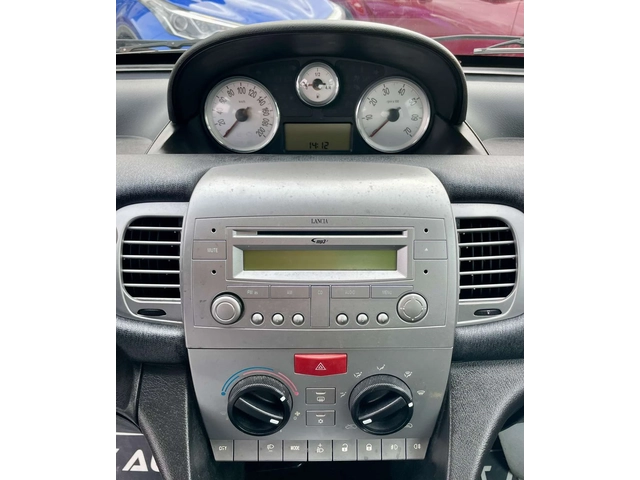 Lancia Ypsilon 1.3MJET 75HP E5A - автомобили, коли, обяви за нови и употребявани 11