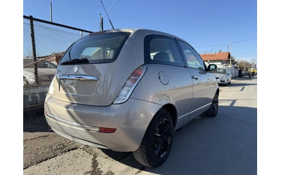 lancia-ypsilon - 4