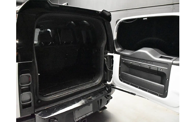 Land Rover Defender 110 V8 AWD / Finance at 4.99% 4x4 - автомобили, коли, обяви за нови и употребявани 14