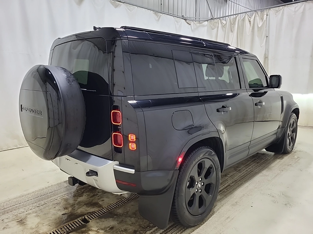 Land Rover Defender 110 P300 S - автомобили, коли, обяви за нови и употребявани 2