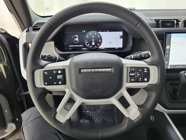 Land Rover Defender 110 P300 S - автомобили, коли, обяви за нови и употребявани 9