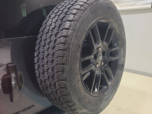 Land Rover Defender 110 X AWD - автомобили, коли, обяви за нови и употребявани 15