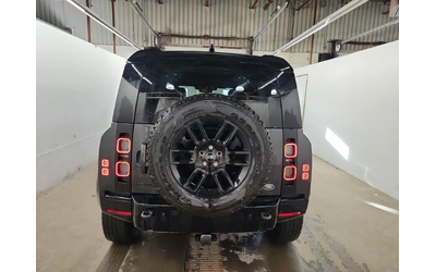 land-rover-defender - 5