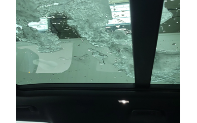 Land Rover Defender 110 X-Dynamic SE AWD - автомобили, коли, обяви за нови и употребявани 10